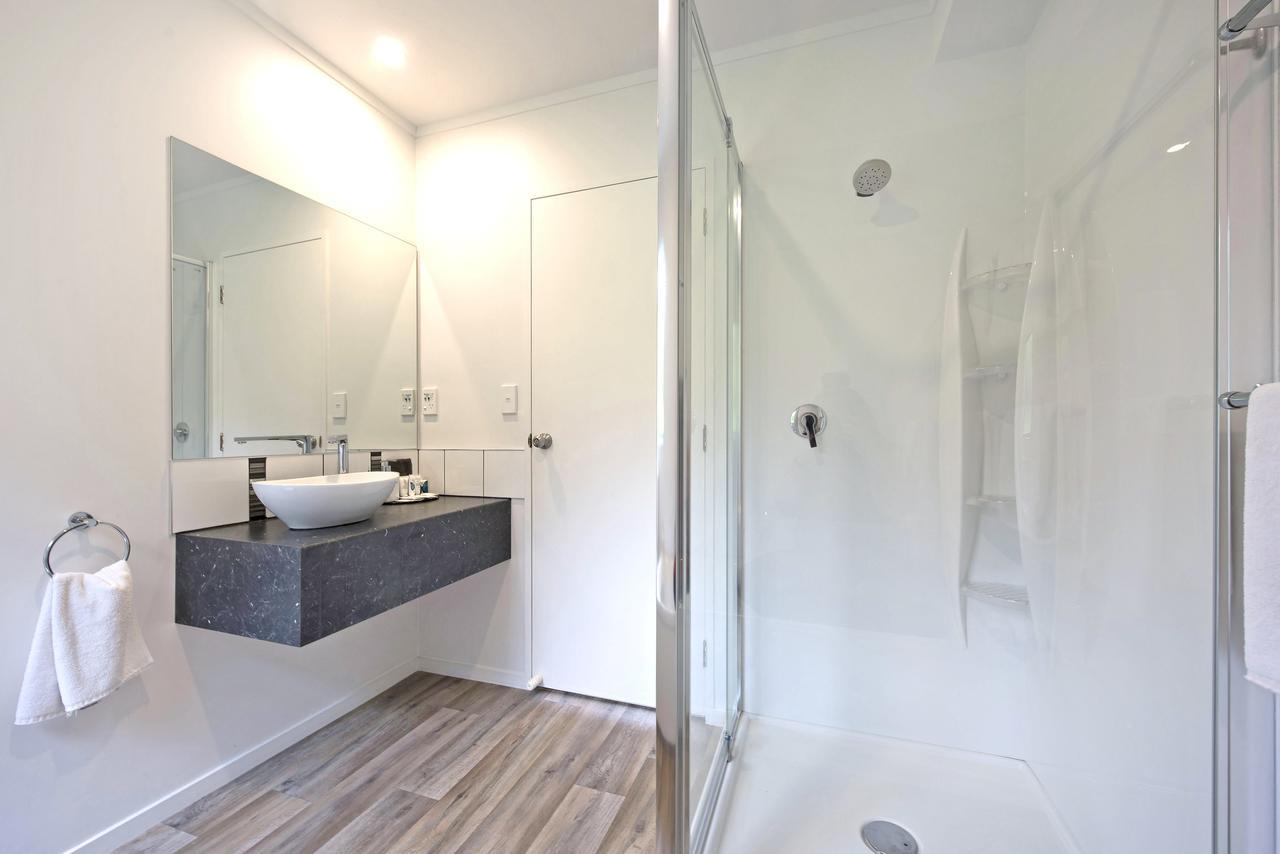 Camellia Court Motel Lower Hutt Ngoại thất bức ảnh