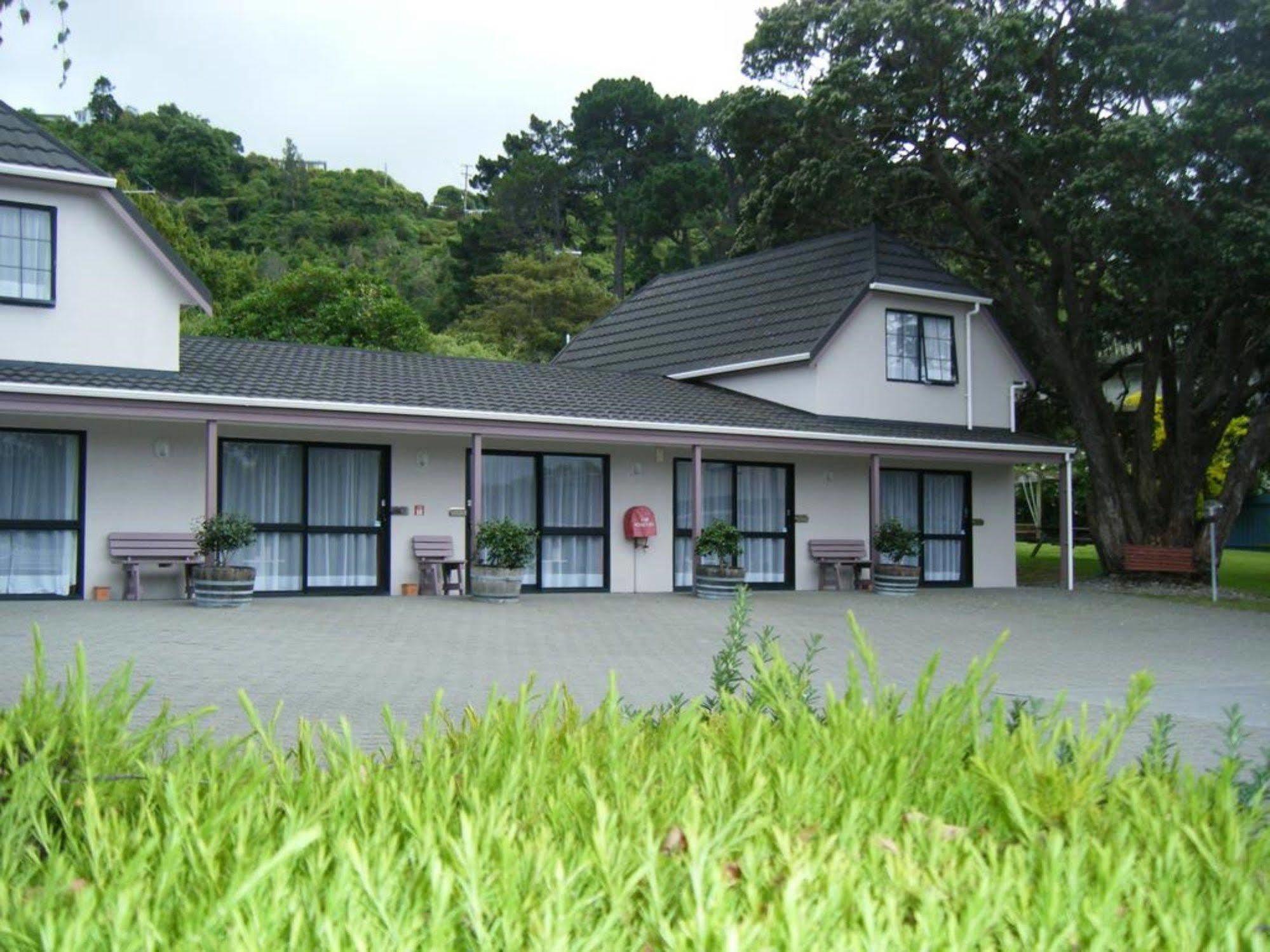 Camellia Court Motel Lower Hutt Ngoại thất bức ảnh